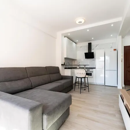 Апартаменти Charming Beachfront In Fuengirola Малага