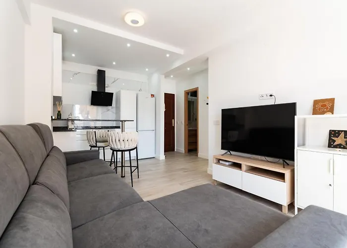 Apartment Charming Beachfront In Fuengirola Malaga