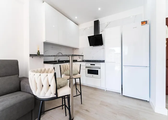 Charming Beachfront In Fuengirola