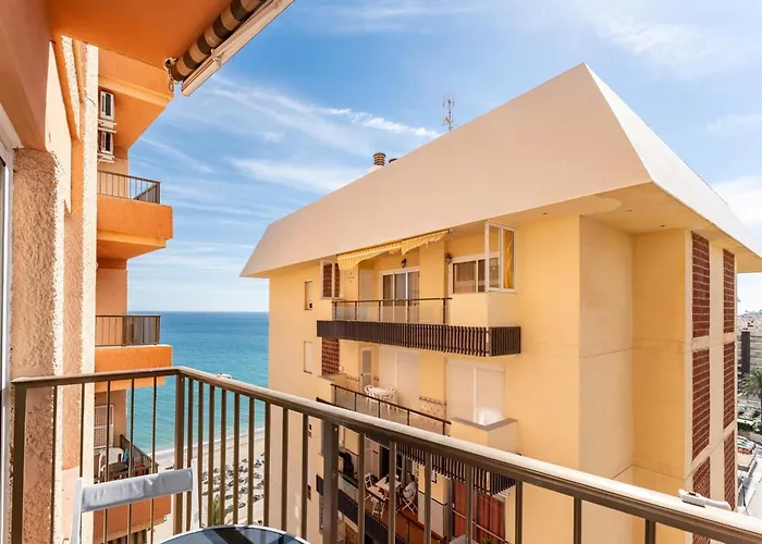 Charming Beachfront In Fuengirola *