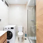 Charming Beachfront In Fuengirola * 马拉加